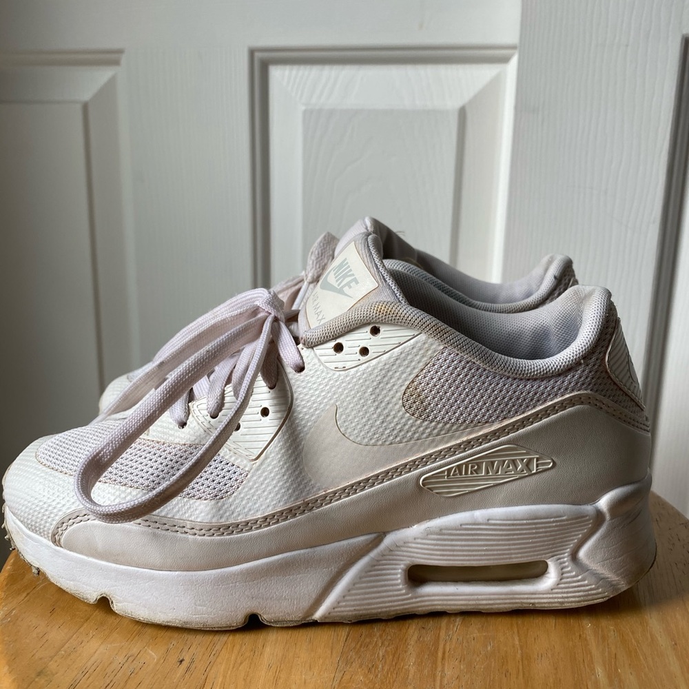 SOLD! Nike Air Max